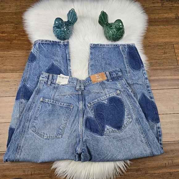 Free People We The Free People Heart Shadow Patch Barrel Good Luck Jeans 27 - Picture 14 of 14